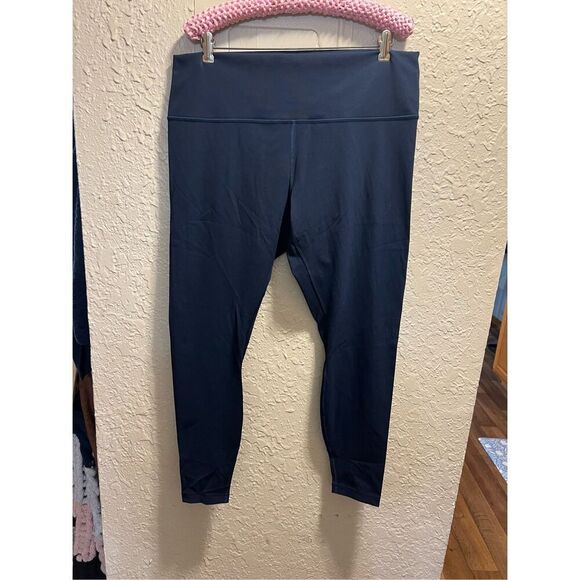 Lululemon Blue Leggings Woman’s Size 18 - Picture 1 of 12